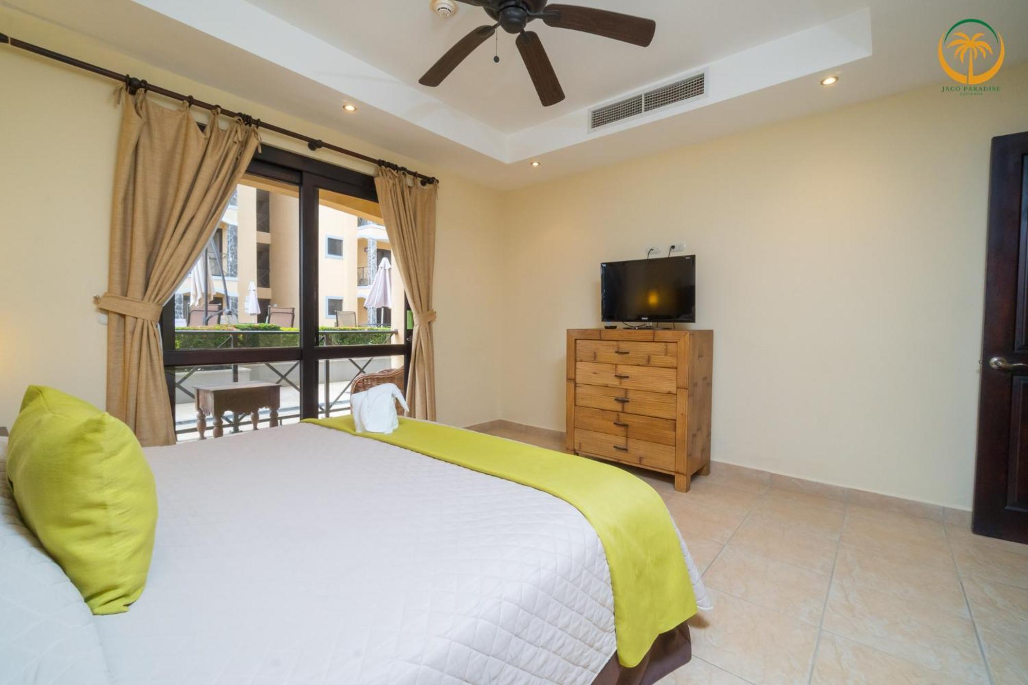 Bahia Encantada Beach Front Proyect, Jaco Paradise エクステリア 写真